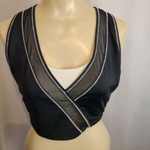 Ativa ladies Medium Black and White sports bra